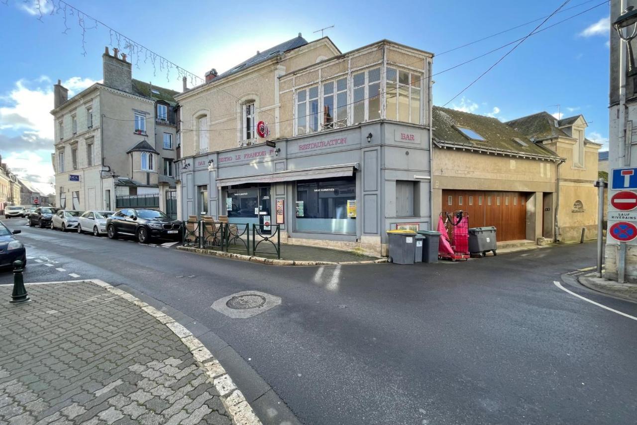 The Florestia Magnificent Renovated Loft Amboise Exterior photo